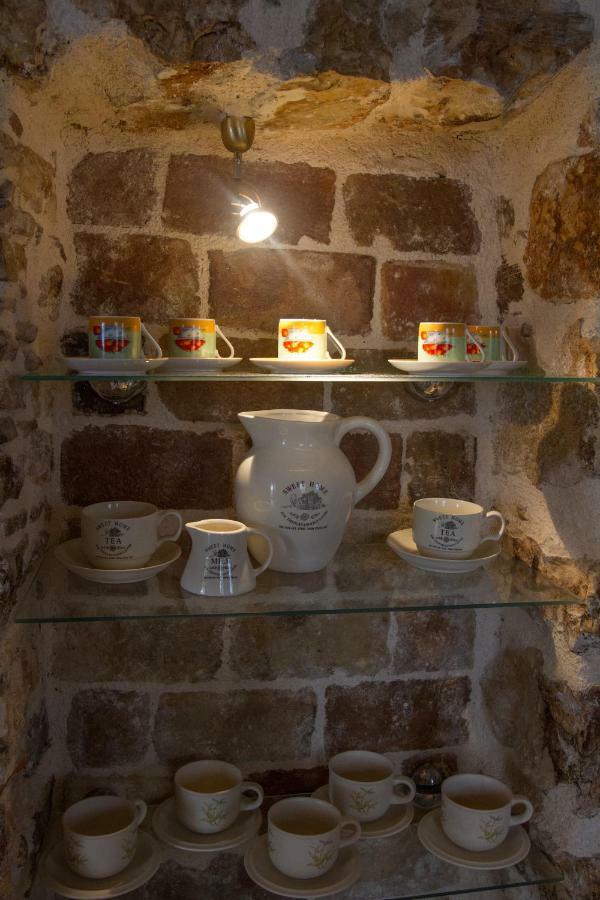 Christina'S Stone Cottage Kassiopi Exterior photo